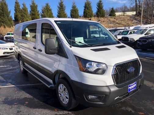 2024 Ford Transit-250 T-250