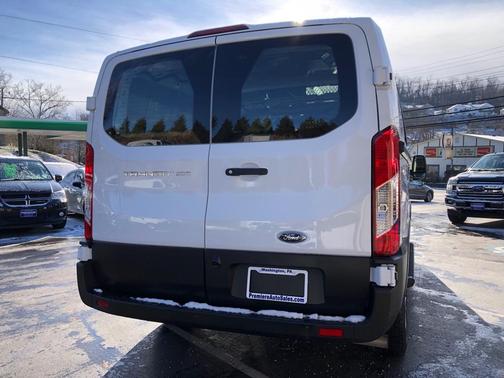 2024 Ford Transit-250 T-250