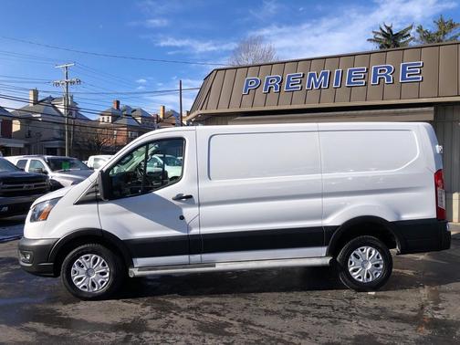 2024 Ford Transit-250 T-250