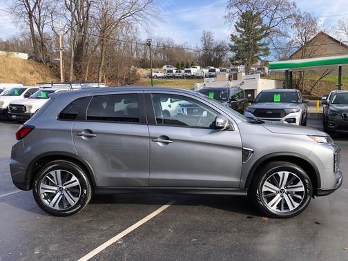 2025 Mitsubishi Outlander Sport S