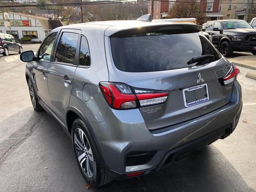 2025 Mitsubishi Outlander Sport S