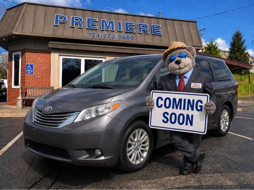 Silver 2016 Toyota Sienna XLE