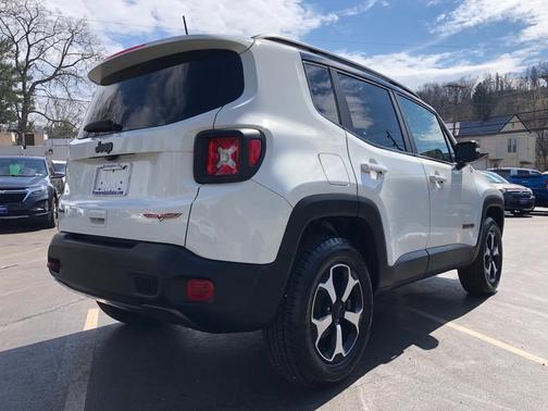 2020 Jeep Renegade Trailhawk