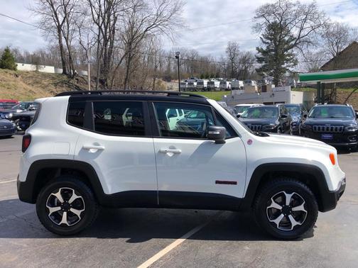 2020 Jeep Renegade Trailhawk