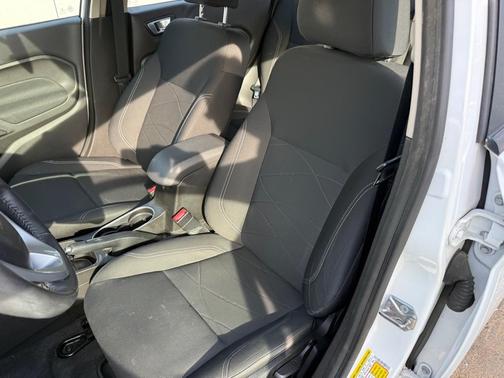 2015 Ford Fiesta SE