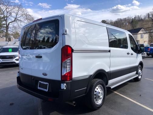 2024 Ford Transit-250 T-250