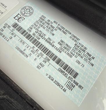 2024 Ford Transit-250 T-250