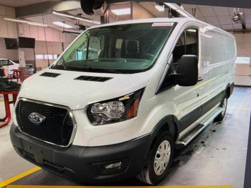 2024 Ford Transit-250 T-250