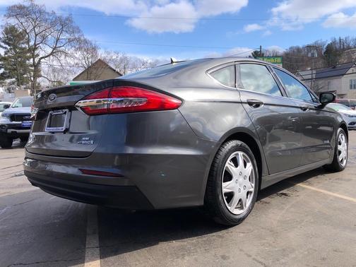 2019 Ford Fusion Hybrid SE