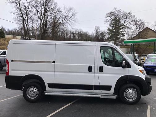 2023 RAM ProMaster 2500 Base