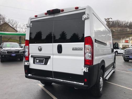 2023 RAM ProMaster 2500 Base