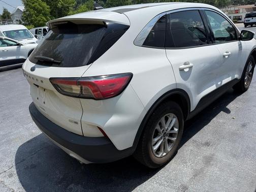 White 2020 Ford Escape SE