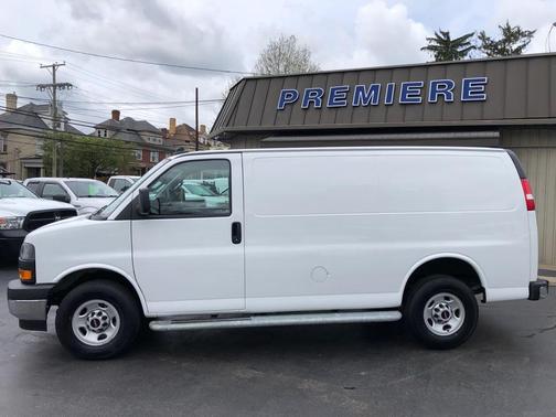 2023 GMC Savana 2500 Work Van