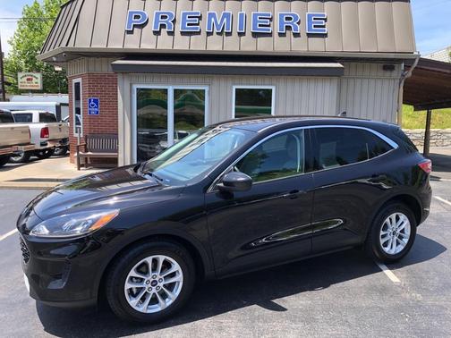 Black 2021 Ford Escape SE