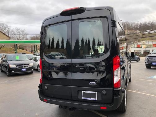 2019 Ford Transit-250 148 WB Medium Roof Cargo