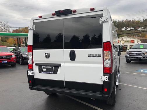 2023 RAM ProMaster 2500 Base