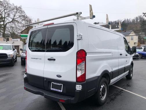 2017 Ford Transit-150 Base