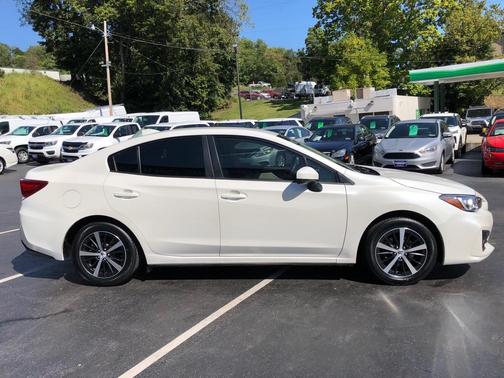 2019 Subaru Impreza 2.0i Premium