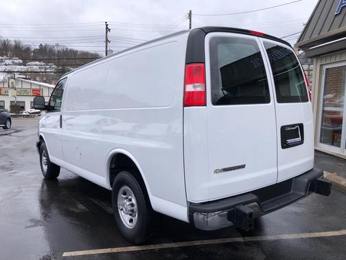 2024 Chevrolet Express 2500 Work Van
