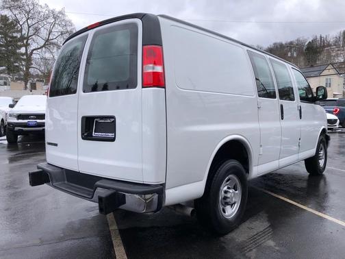2024 Chevrolet Express 2500 Work Van