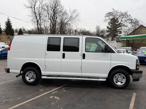 2024 Chevrolet Express 2500 Work Van