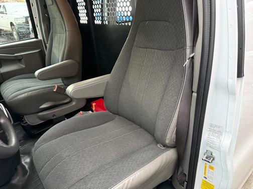 2024 Chevrolet Express 2500 Work Van