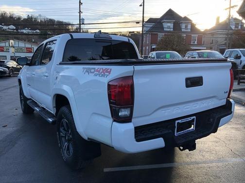 2019 Toyota Tacoma 