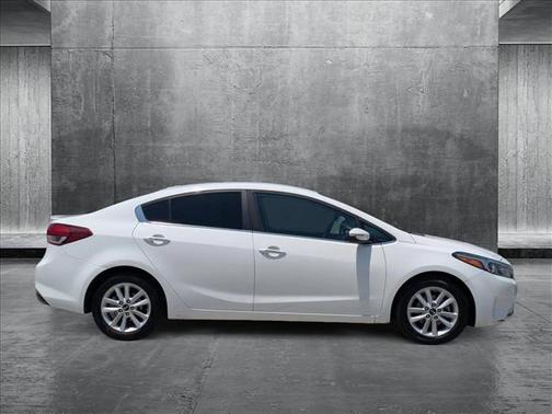 2017 Kia Forte S