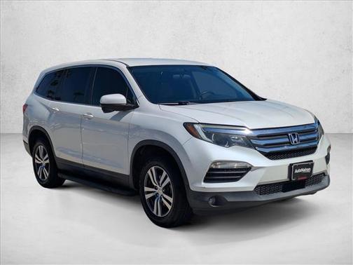 White Diamond Pearl 2016 Honda Pilot EX