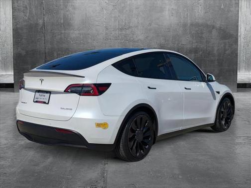 2022 Tesla Model Y Performance Dual Motor All-Wheel Drive