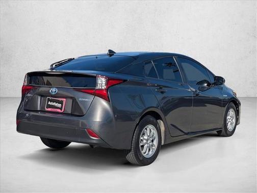2019 Toyota Prius LE