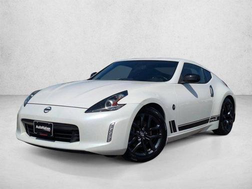 Pearl White 2019 Nissan 370Z Base