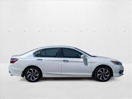 2017 Honda Accord EX-L w/Navigation & Honda Sensing