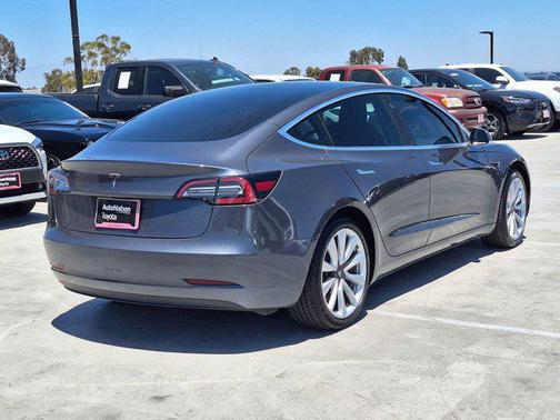 2020 Tesla Model 3 Standard Range Plus