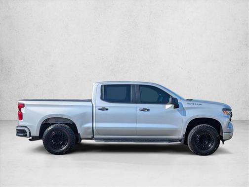 Silver Ice Metallic 2022 Chevrolet Silverado 1500 Custom