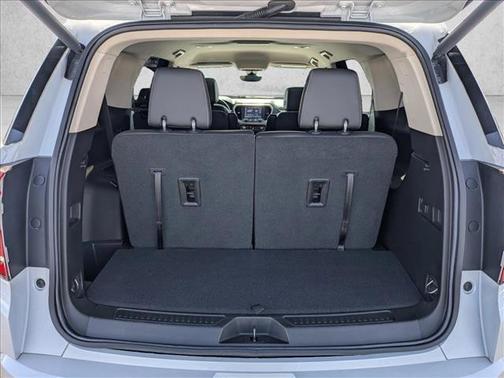 White Frost Tricoat 2023 GMC Acadia Denali