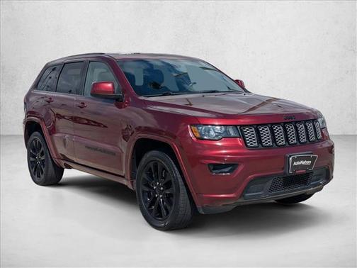 Velvet Red Pearlcoat 2022 Jeep Grand Cherokee Laredo