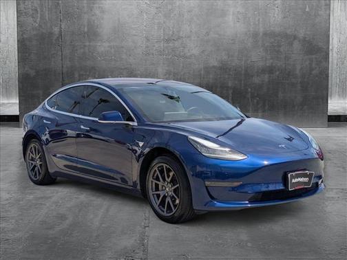 2019 Tesla Model 3 Mid Range