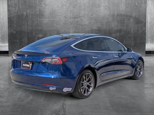 2019 Tesla Model 3 Mid Range