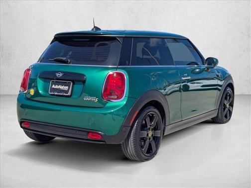 British Racing Green IV Metallic 2024 MINI Hardtop Cooper S