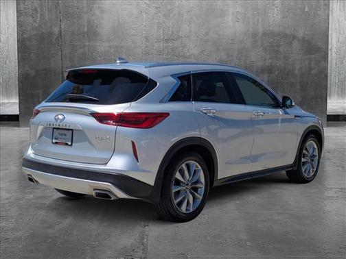 2020 INFINITI QX50 LUXE