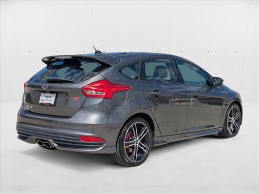 2016 Ford Focus ST 