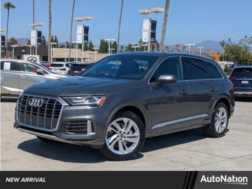 2021 Audi Q7 45 Premium Plus