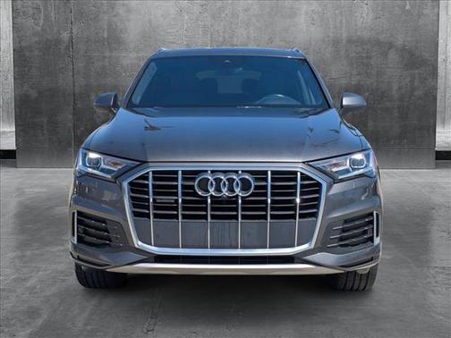 2021 Audi Q7 45 Premium Plus