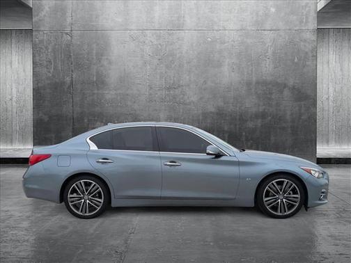 2015 INFINITI Q50 Premium