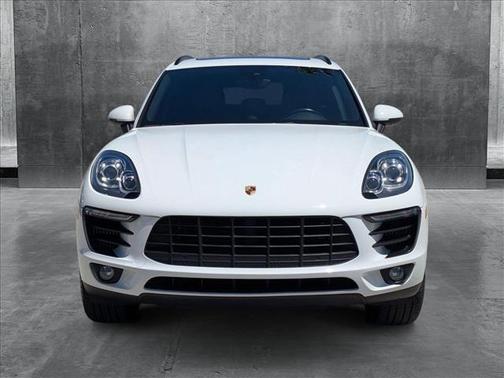 2016 Porsche Macan S