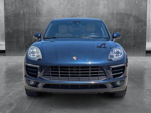 2017 Porsche Macan Base