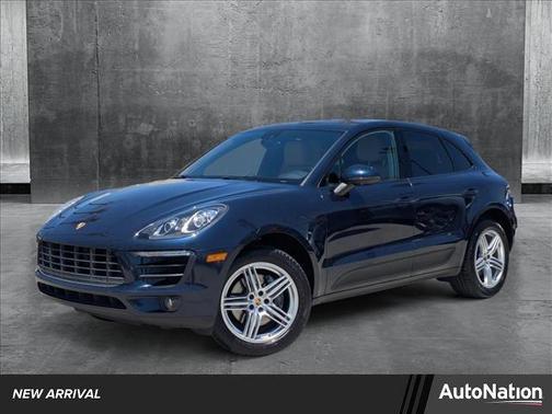 2017 Porsche Macan Base