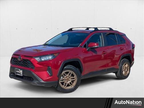 2020 Toyota RAV4 LE