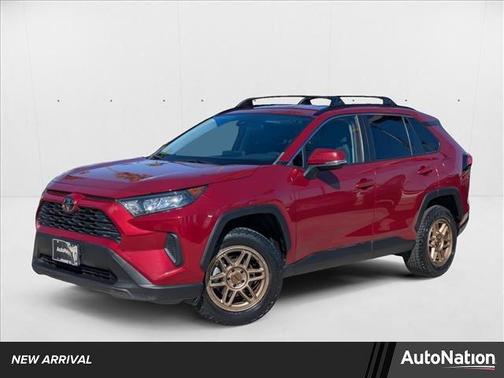 2020 Toyota RAV4 LE